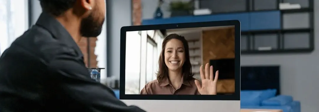 Person using ivvi at work